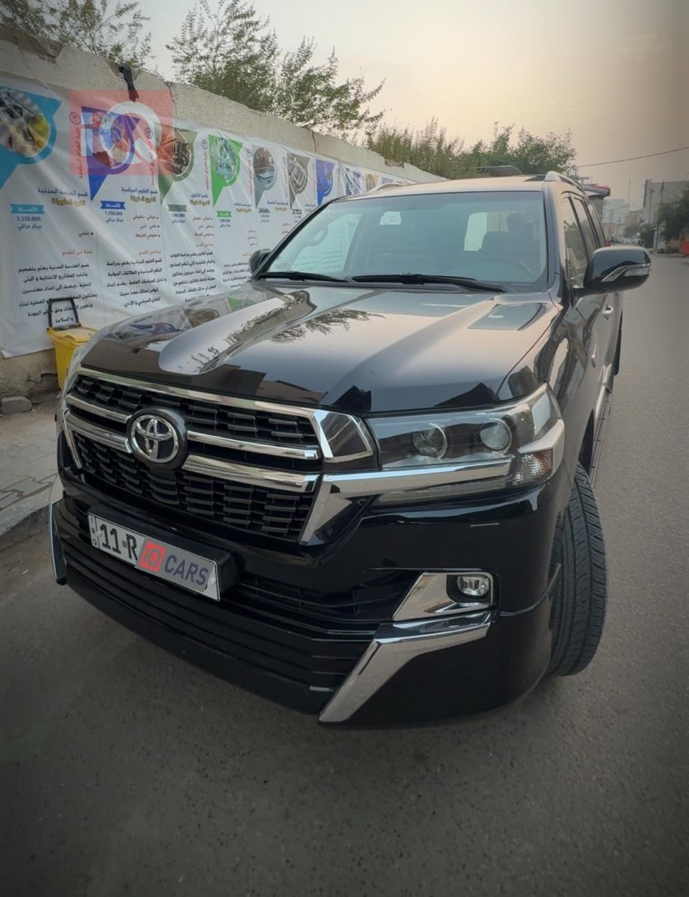 تويوتا لاندكروزر